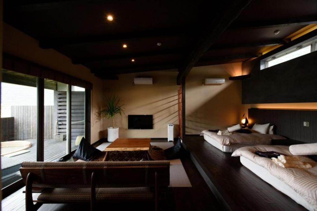 Yufuin Luxury Villa -Zakuro- Ngoại thất bức ảnh