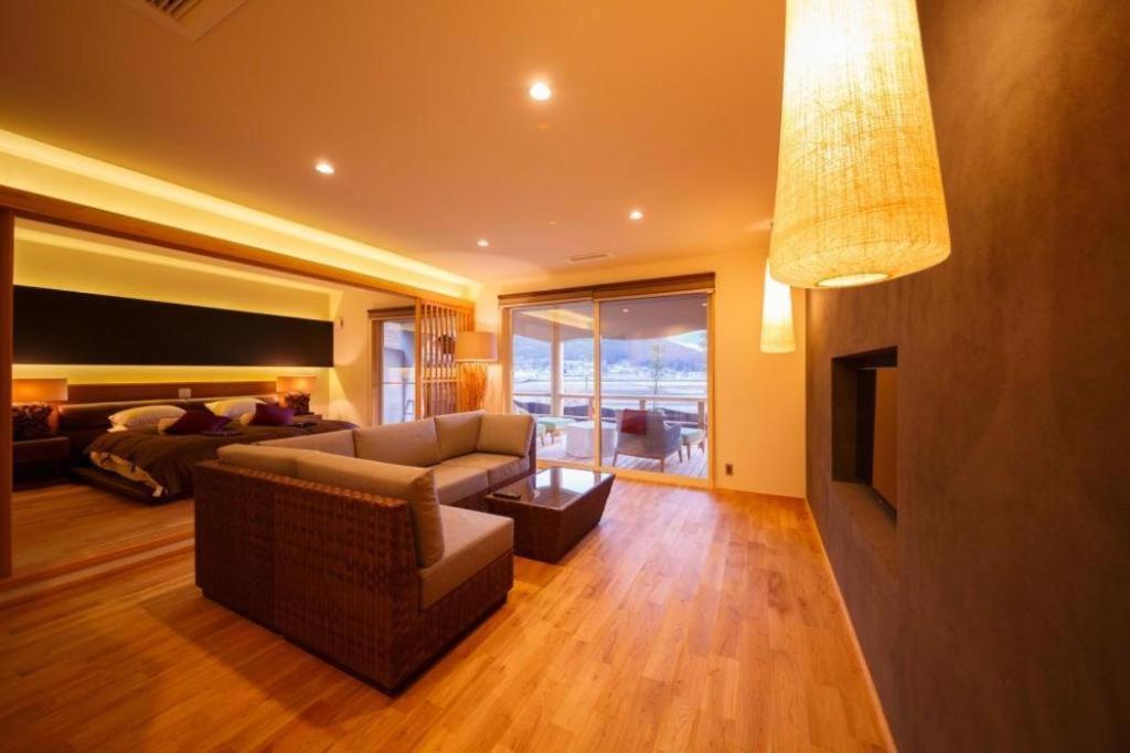Yufuin Luxury Villa -Zakuro- Ngoại thất bức ảnh