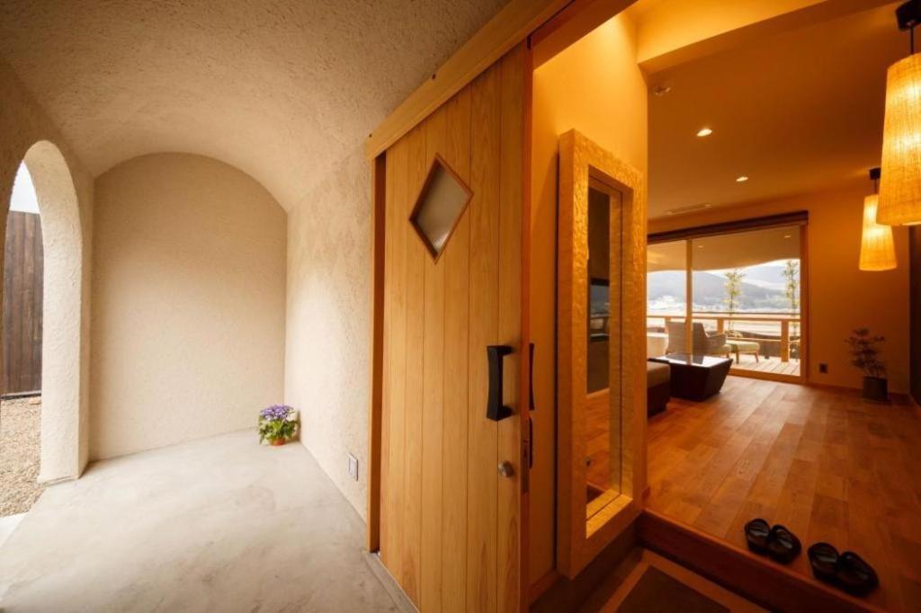 Yufuin Luxury Villa -Zakuro- Ngoại thất bức ảnh